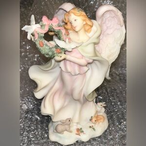 Angel figurine
